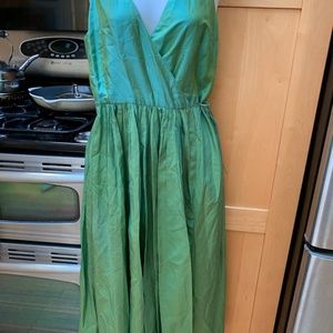 Dosa 100% silk wraparound Dress size 1 or US small gorgeous green